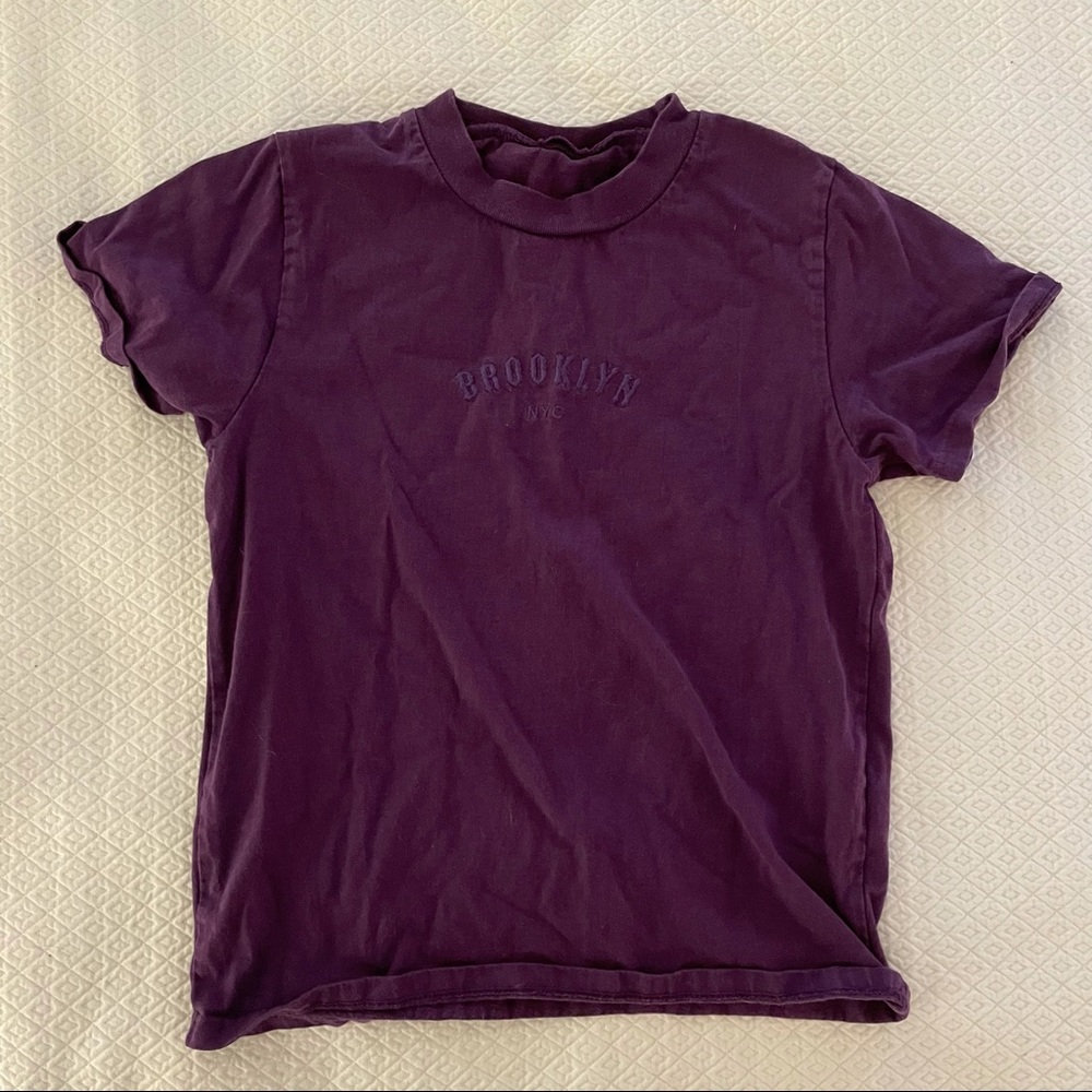 Brandy Melville Brooklyn Helen Top